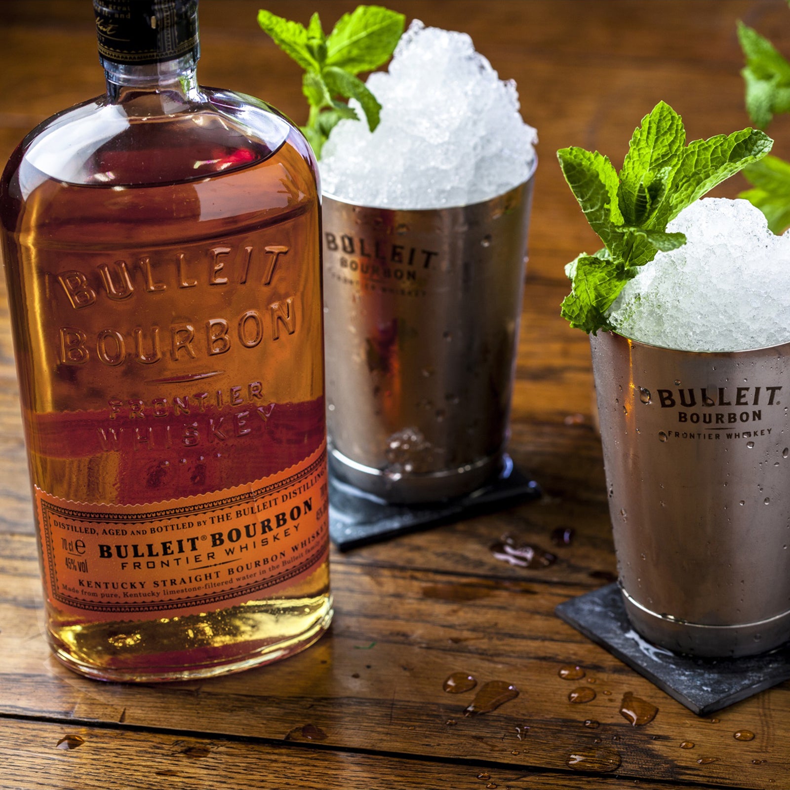Bulleit_Bourbon_B00GY3I2B6_PT02_1_b1949586-ae77-4827-8404-a2ab703fca70.jpg