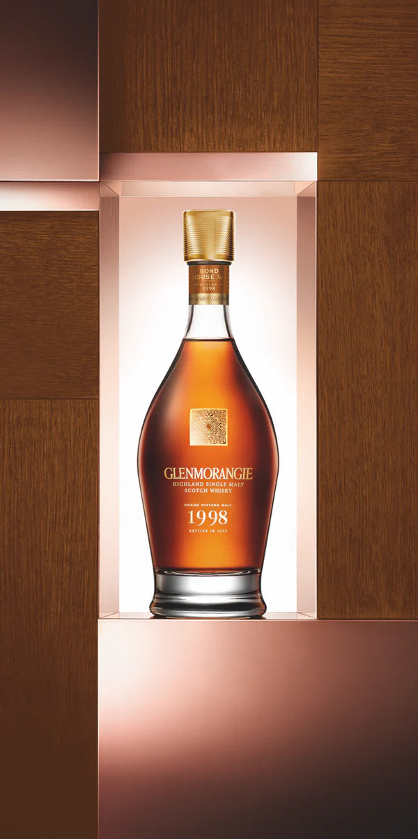 Glenmorangie_GV_1998_1-2_PORTRAIT_CMYK_HiRes_Large_9c4dd5cc-e64e-4836-bacd-69b5dec1d63d.webp