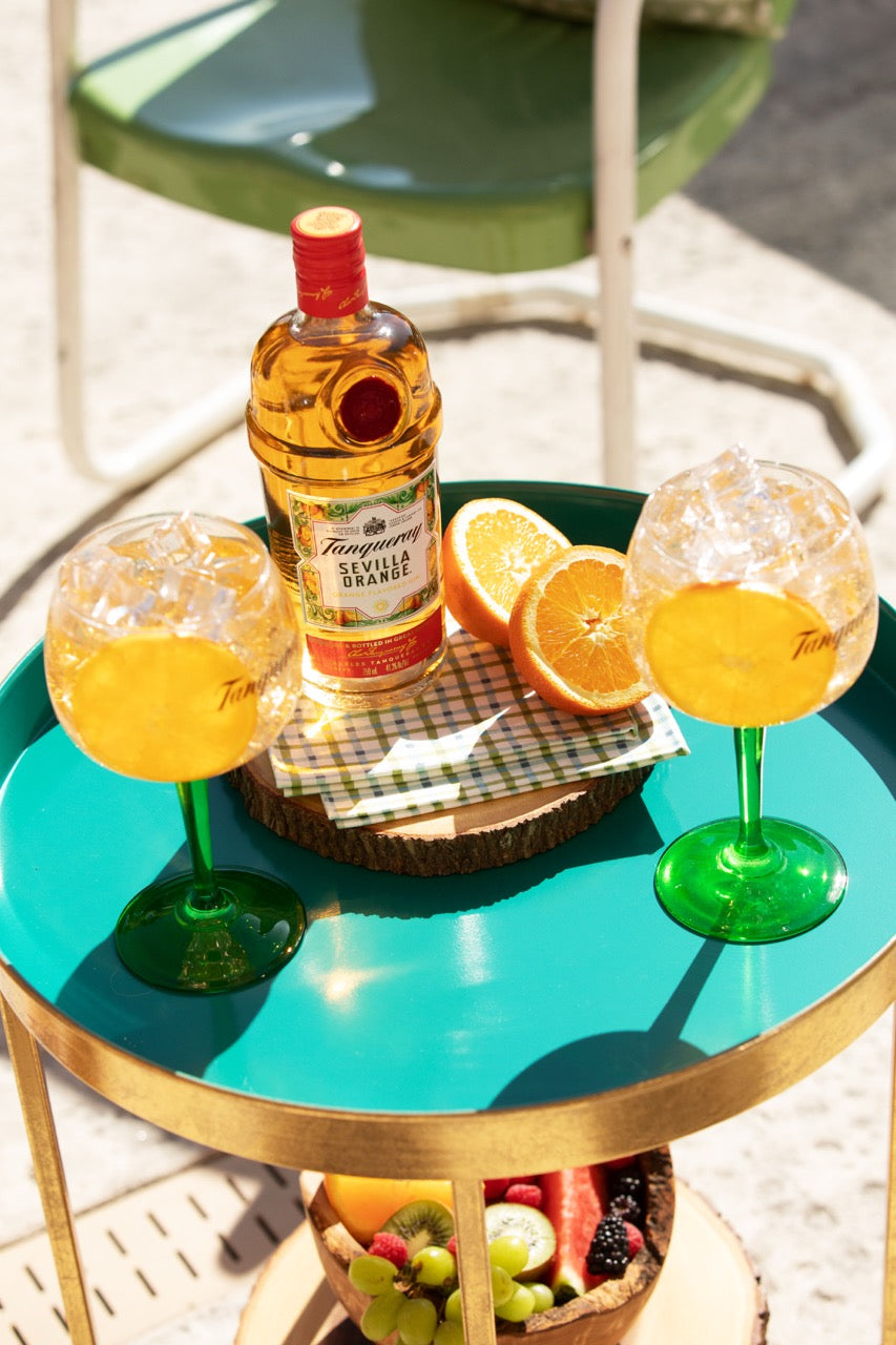 Tanqueray_Tanqueray_Sevilla_Orange_F21_Q4_Pool_7_Social_Asset_groot.jpg
